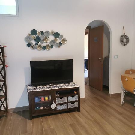Il Mare Di Delfy Apartment Lido di Ostia Luaran gambar